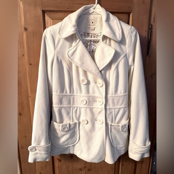 Forever Twentyone Peacoat Classic Styling White Size Medium Like New - Picture 1 of 14